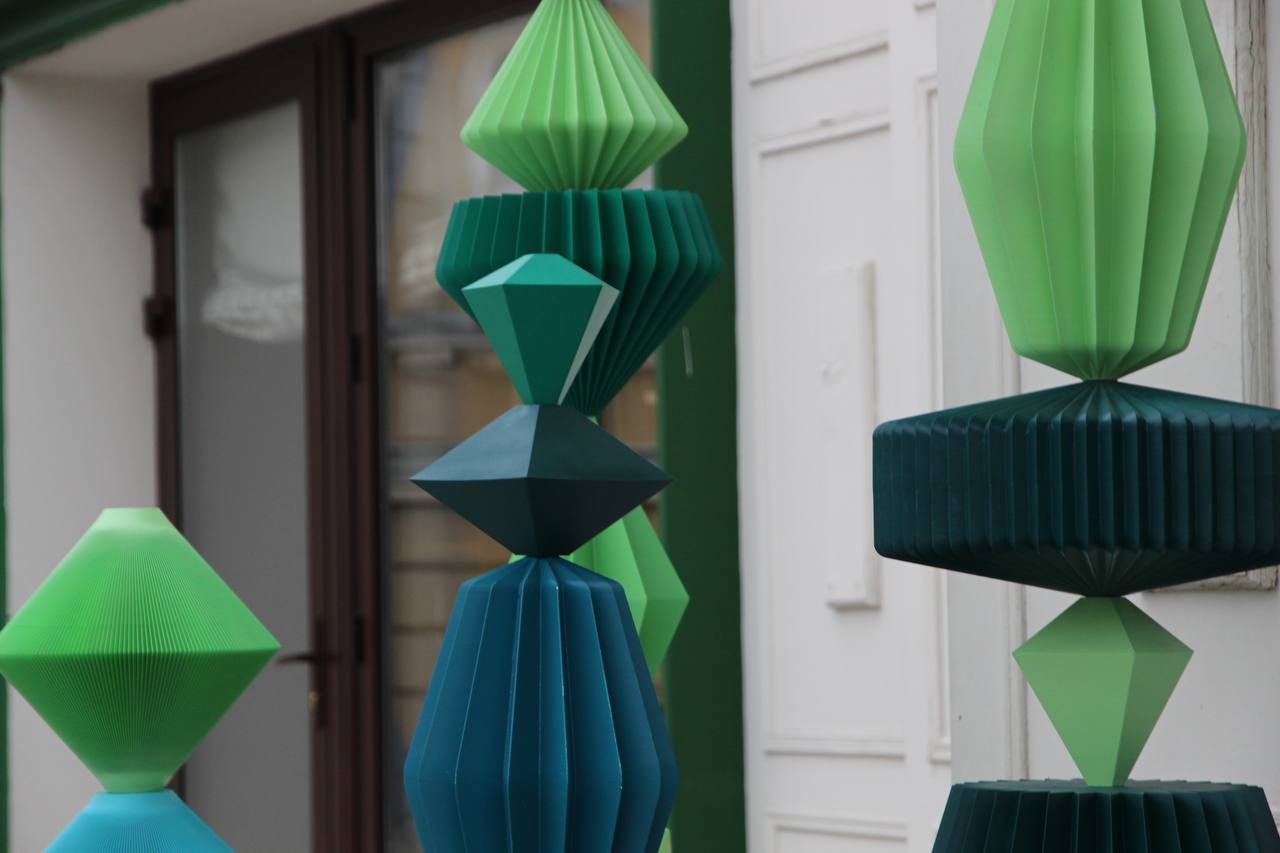 Фигуры в стиле оригами для Saviv Moscow