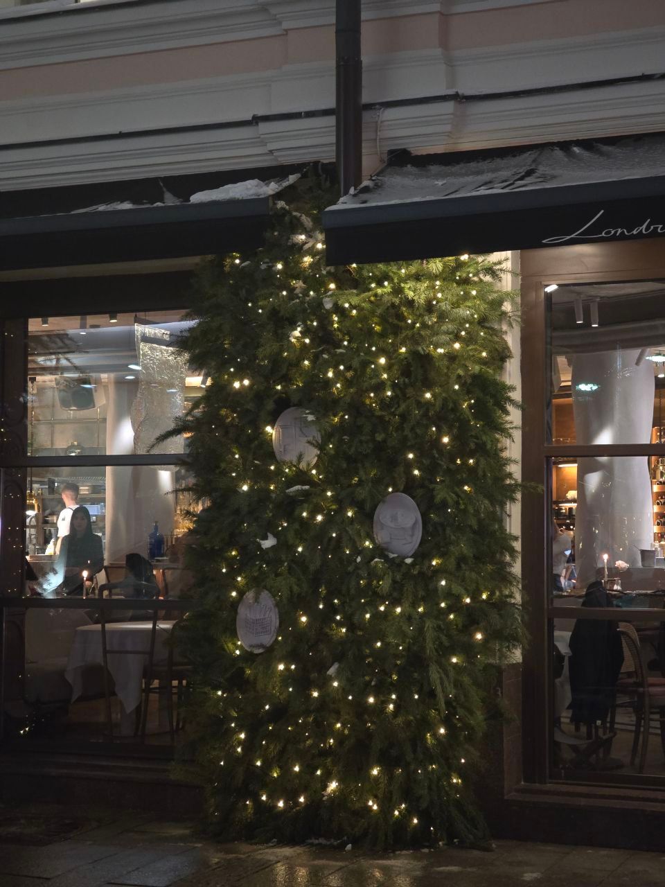 Декоративный медальон